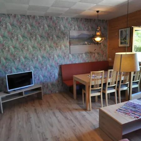 Pensionat Kärnten Appartements/rooms Velden am Wörthersee