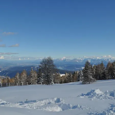 Kaernten 3* フェルデン・アム・ヴェルターゼー